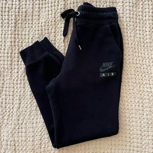 Nike • Nike Air Sweatpants